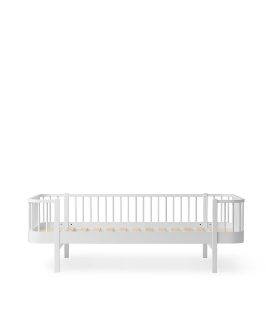 Oliver Furniture Wood Original Day Bed - White