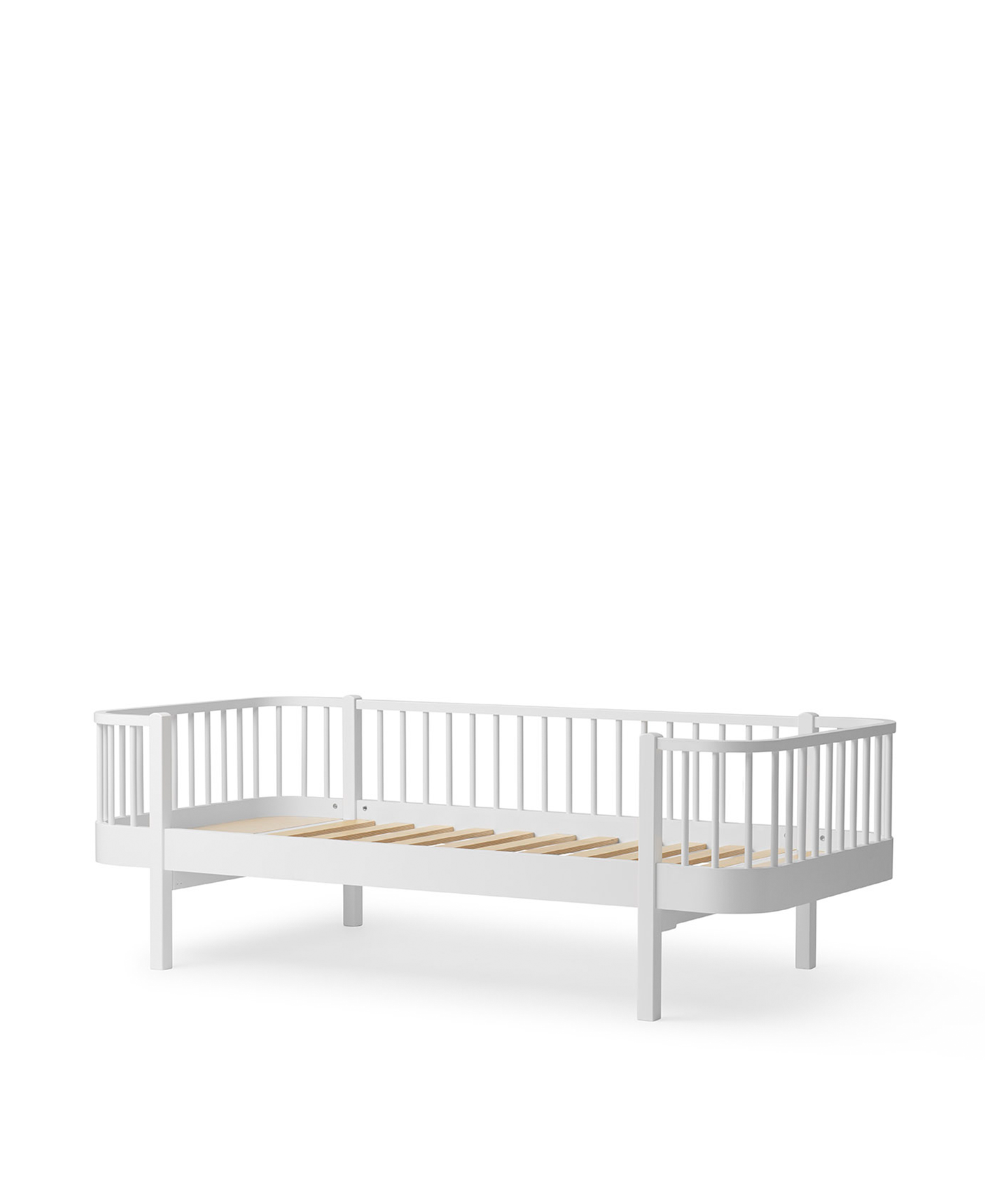 Oliver Furniture Wood Original Day Bed - White