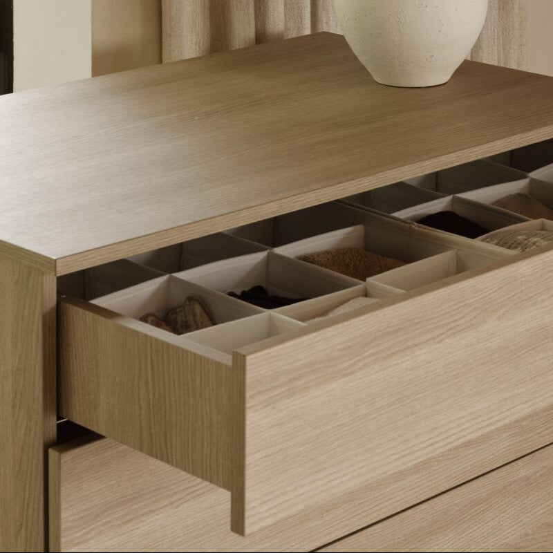 Quax Flow Chest with drawer organiser detail view