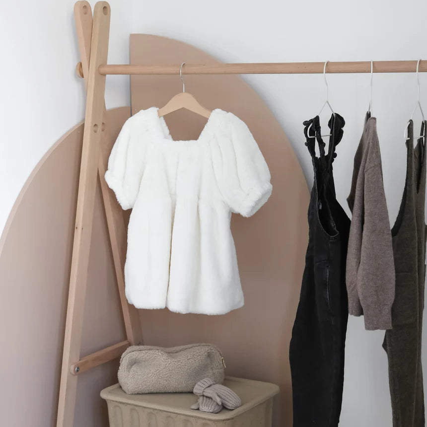 Curve Lab Clothing Rail - Grow