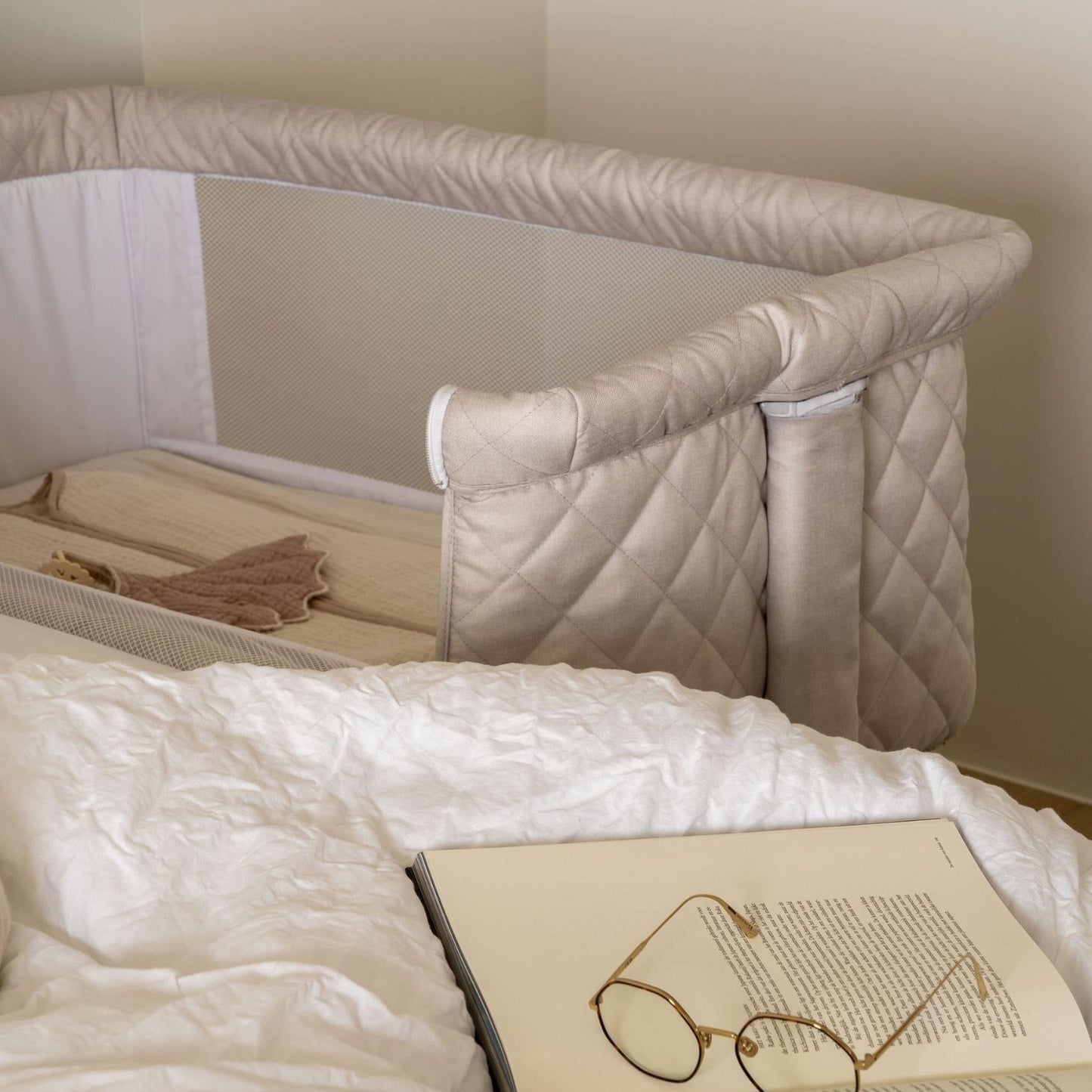 Quax Co-Sleeper Side by Side Cream Crib
