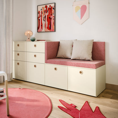 talian children’s furniture with modern finishes