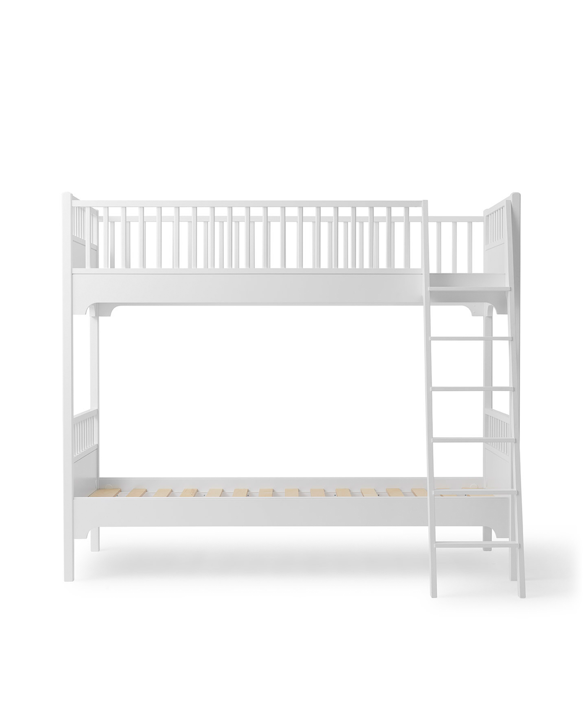 Oliver Furniture Seaside Classic Bunk Bed with Slant Ladder