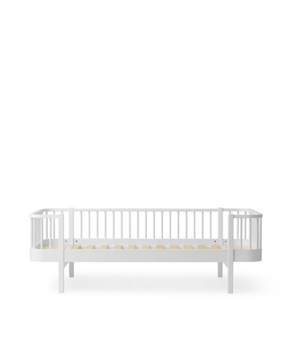 Oliver Furniture Wood Original Day Bed - White