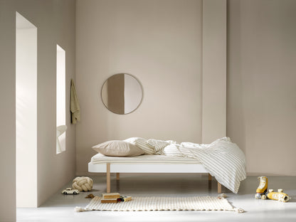 Oliver Furniture Wood Lounger Bed 120 - White and Oak