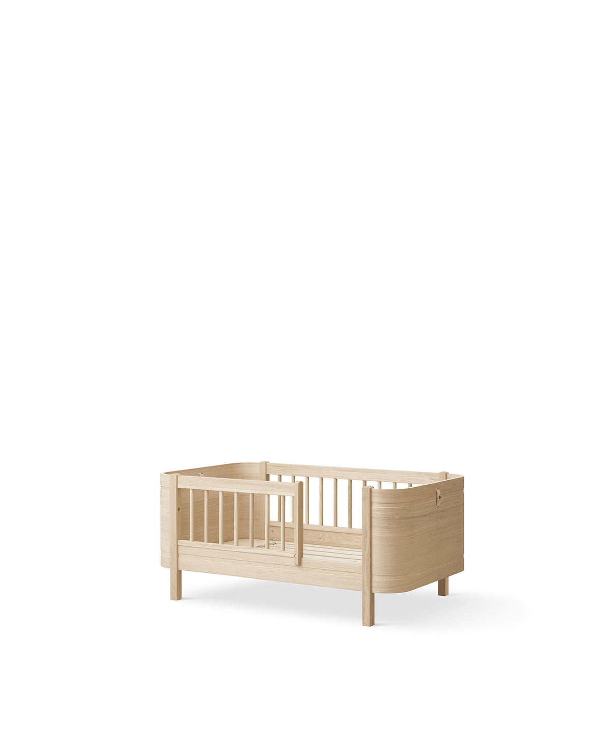 Oliver Furniture Wood Mini+ Cot Bed Incl. Junior Kit - Oak