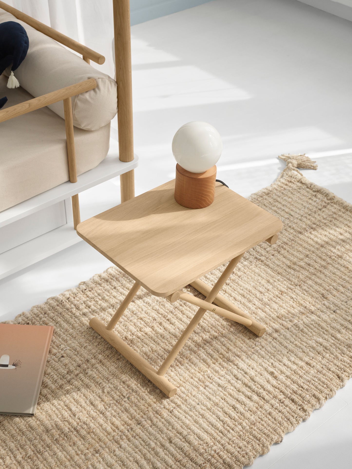 Oliver Furniture Camp Bed Table Low – Oak