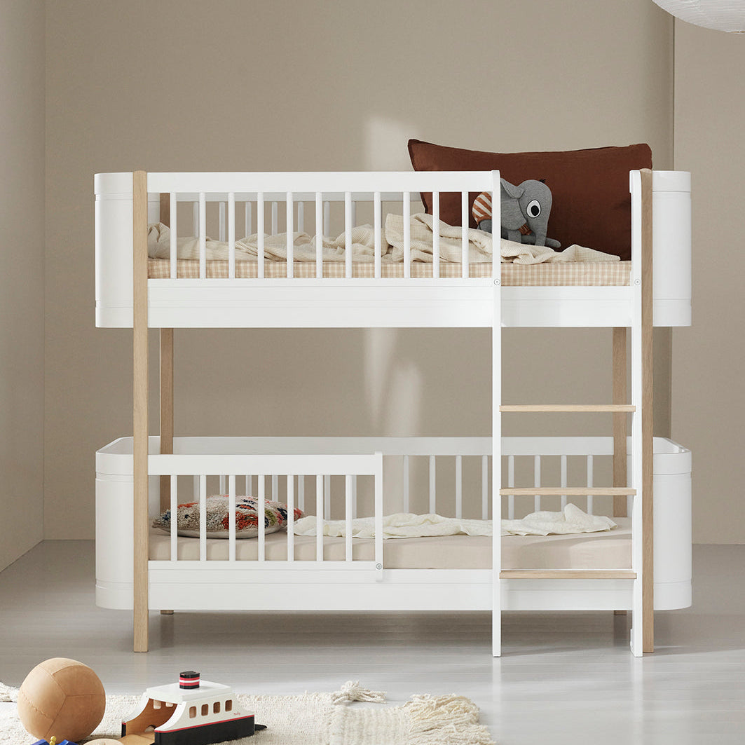 Oliver Furniture Wood Mini + Low Bunk Bed in White & Oak