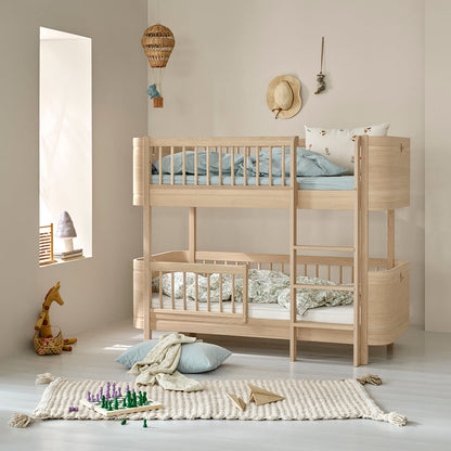 Oliver Furniture Wood Mini + Low Bunk Bed in Oak