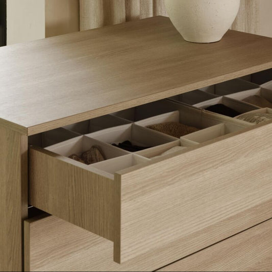 Quax Flow Chest with drawer organiser detail view