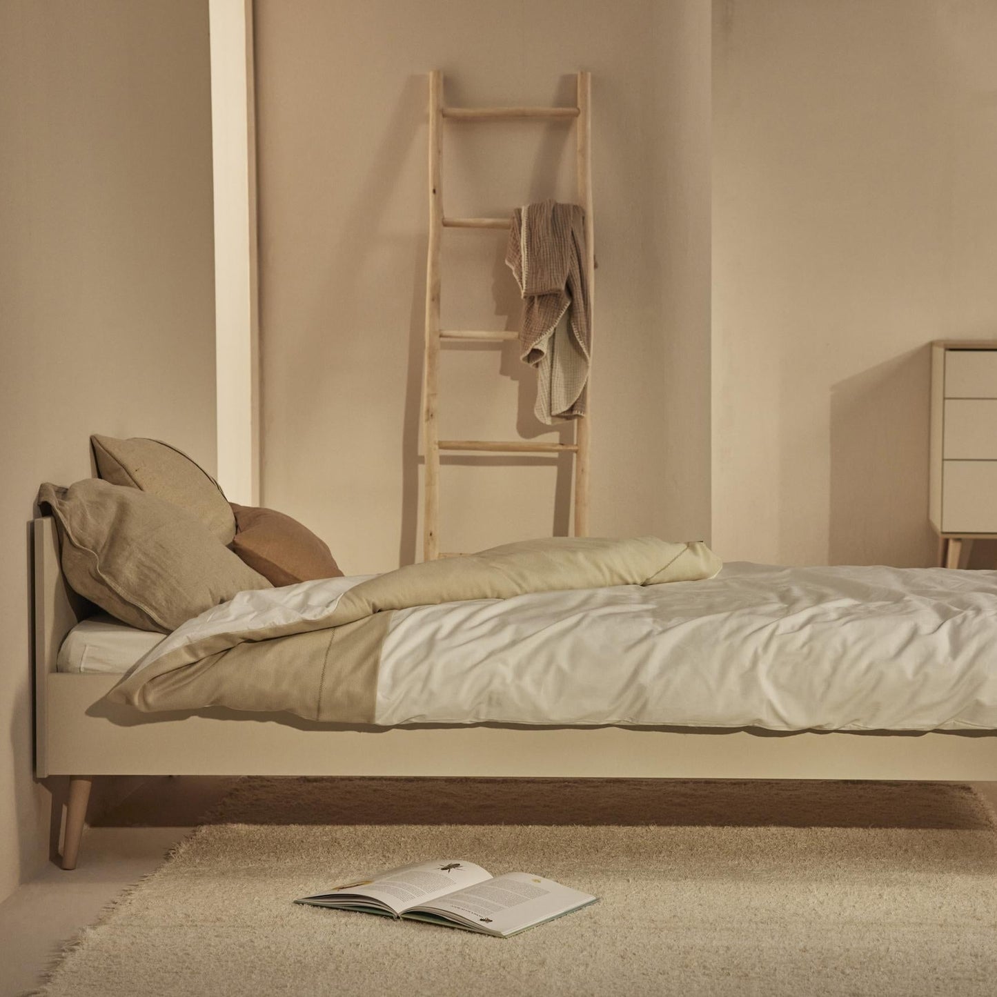 kids Junior Bed in Clay