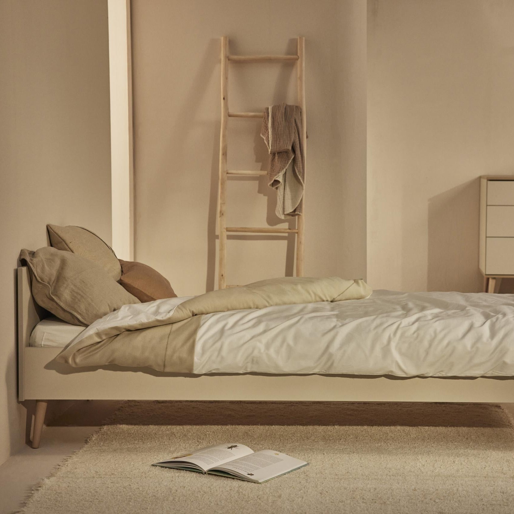 kids Junior Bed in Clay