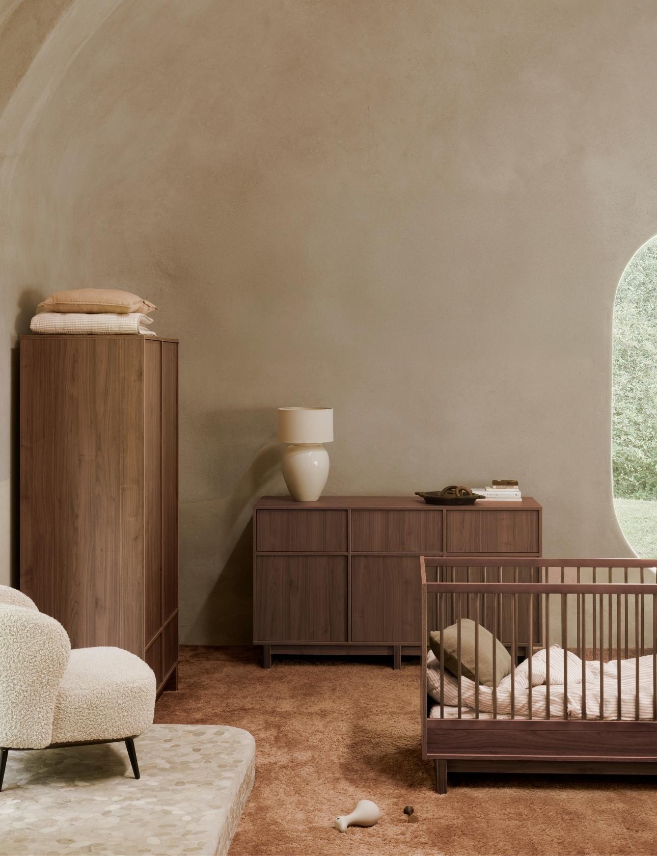 Quax Kyo Convertible Cot - Walnut