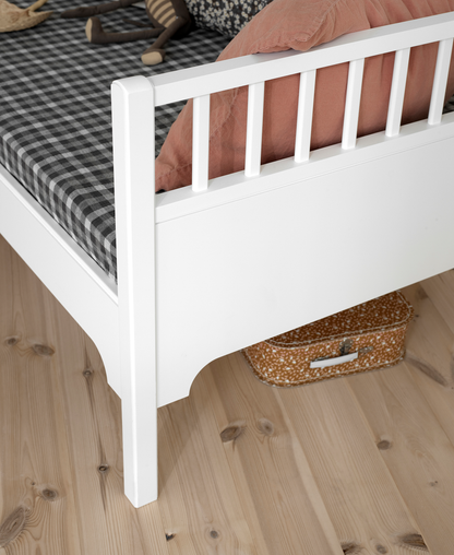 Oliver Seaside Classic Bed